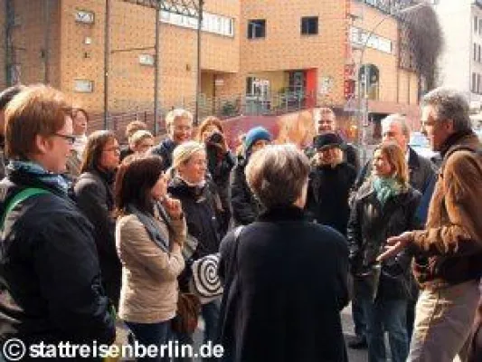 Bild: Mit Kollegen auf Entdeckungstour - Neue Angebote für Betriebsausflüge in Berlin und darüber hinaus