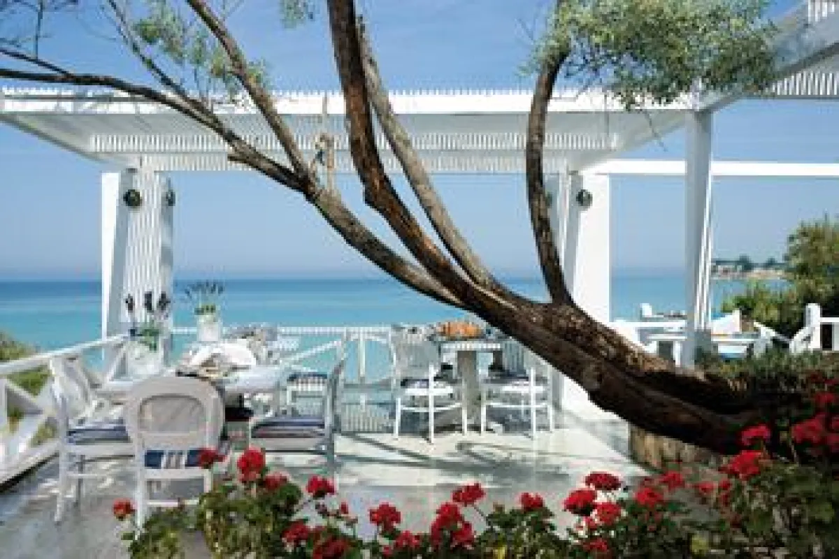 Sani Beach Club Ouzerie