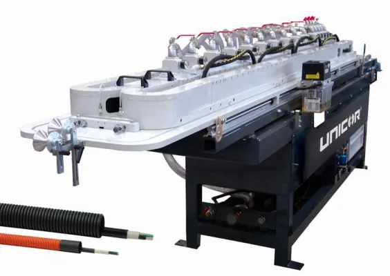 Bild: UNICOR - Effiziente in-line Rohr-in-Rohr-Produktion und Kabeleinzug mit UNICORs UC 58/90 V und UC 58/120 V