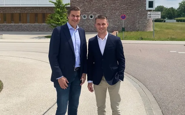 dm-drogerie markt und PropertyExpert etablieren KI-gestützte Prüfung von Handwerkerrechnungen Bild: dm-drogerie markt und PropertyExpert etablieren KI-gestützte Prüfung von Handwerkerrechnungen