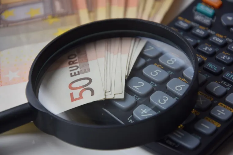 Bild: Die Adresse für Tarifvergleiche - Der-Euro-Koenig.de