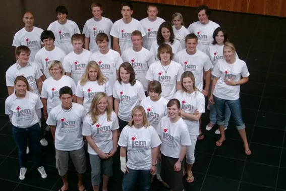 Wirtschaft hautnah für Schüler im Economic Summer Camp 2009 Bild: Wirtschaft hautnah für Schüler im Economic Summer Camp 2009