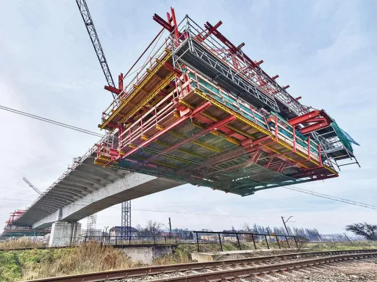 PERI Ingenieurbau auf der bauma 2016 Bild: PERI Ingenieurbau auf der bauma 2016