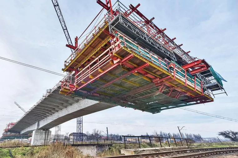 Bild: PERI Ingenieurbau auf der bauma 2016