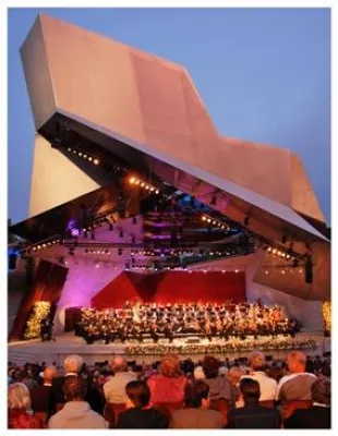 Eine Symphonie der Sinne: Musik-Festival Grafenegg 2008: 21. August – 7. September 2008 Bild: Eine Symphonie der Sinne: Musik-Festival Grafenegg 2008: 21. August – 7. September 2008