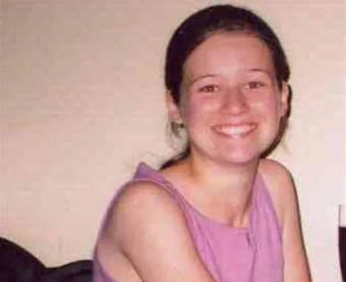 Junge Polin ermordet in katholischer Kirche gefunden Bild: Junge Polin ermordet in katholischer Kirche gefunden