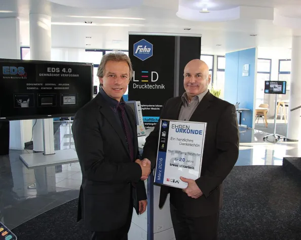 Bild: Auszeichnung für 20-jährige Mitarbeit