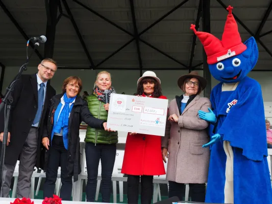 Bild: Benefizrenntag zugunsten des Kinderschutzbundes 2019 erlöst über 40.000 Euro