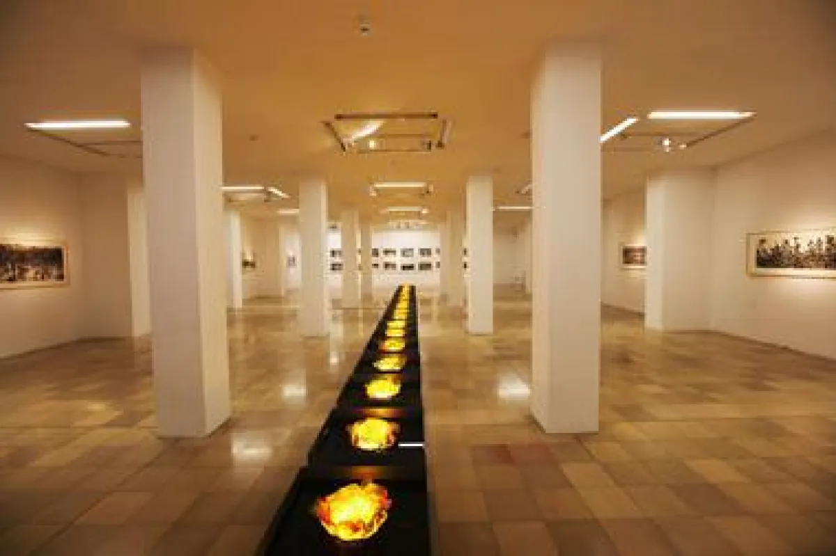 Teilnehmerinnen des 2. ladies dental talk  Koblenz erleben eine Exklusiv-Führung im Ludwig Museum