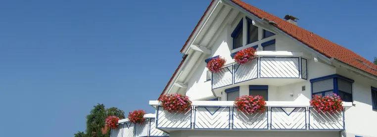 Bild: Innovative Balkongeländer und Balkon-Sichtschutz aus Aluminium von GEWA auf der Offerta in Karlsruhe 2019!