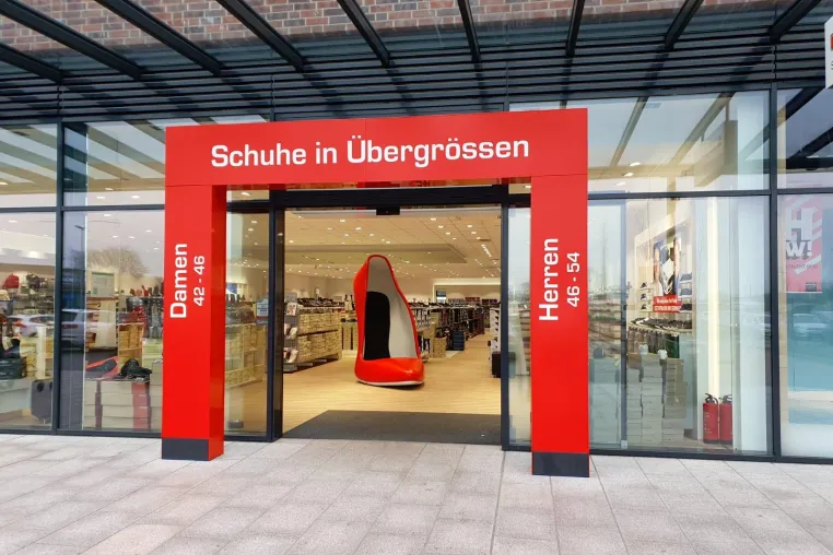 Bild: schuhplus in Kaltenkirchen führt Boots für Herren Größe 46