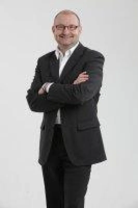 Karl-Heinz Limpert, Geschäftsführer pr nord. neue kommunikation., verantwortet das Geschäftsfeld Online-Kommunikation