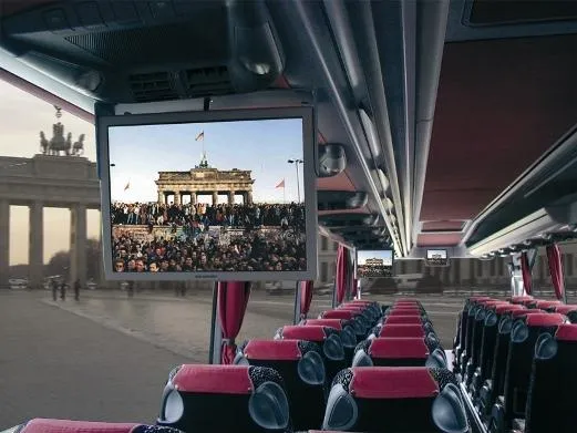 Geschichte hautnah - Die neue Videobustour zur Berliner Mauer Bild: Geschichte hautnah - Die neue Videobustour zur Berliner Mauer
