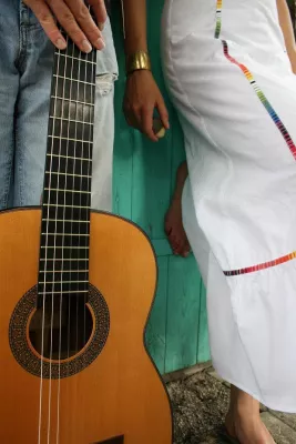 avocado spielt bei Solidaritätskonzert für Radio Multikulti (rbb) Bild: avocado spielt bei Solidaritätskonzert für Radio Multikulti (rbb)