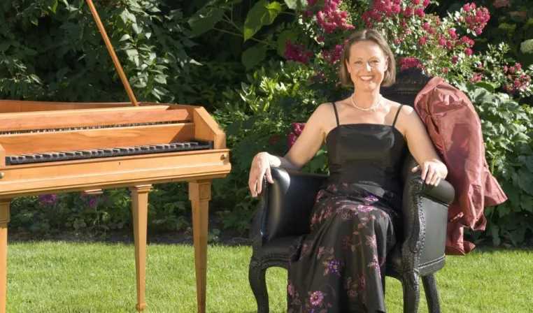 Bild: 26.09.2020: Urte Lucht (Fortepiano) spielt drei Generationen von Mozart