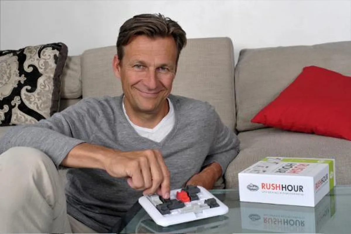 Knobelspaß mit Brain Fitness Rush Hour von ThinkFun