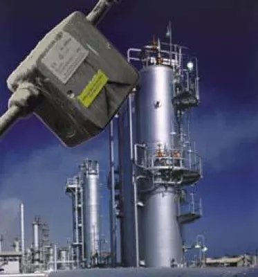 Bild: Spelsberg mit halogenfreien Lösungen auf der Eltec 2007 in Nürnberg