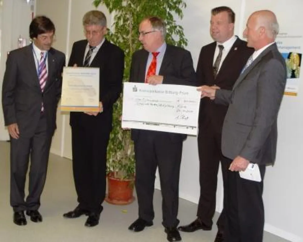 Mit der Prämierung ein erster Scheck zugunsten des Gemeinwohls in Badem und Kyllburg