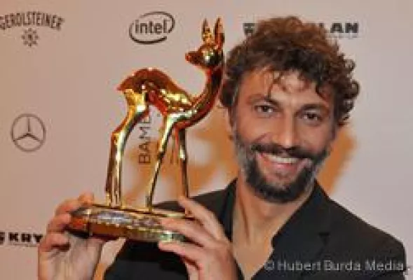 Bild: Bambi-Preisträger Jonas Kaufmann erweckt Melodien einer legendären Ära 2015