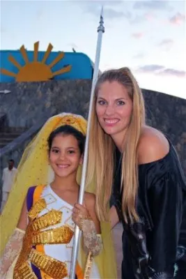 Bild: 82. Tier: Sekte oder nicht? Friedenstauben im Tal des Sonnenaufgangs