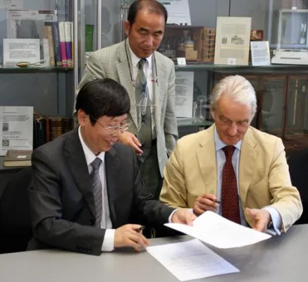 Bild: Hochschule Fresenius baut Zusammenarbeit mit ihrer Partnerhochschule in Beijing aus
