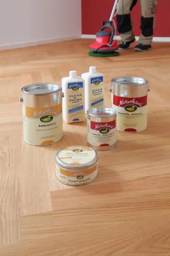 Bild: Lösemittelfreie Produkte im Fokus der Bau 2013