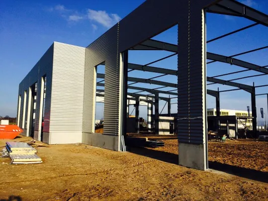 Bild: Richtfest des Hyundai-Vertriebszentrums für Norddeutschland vom Exklusivhändler Wienäber Baumaschinen