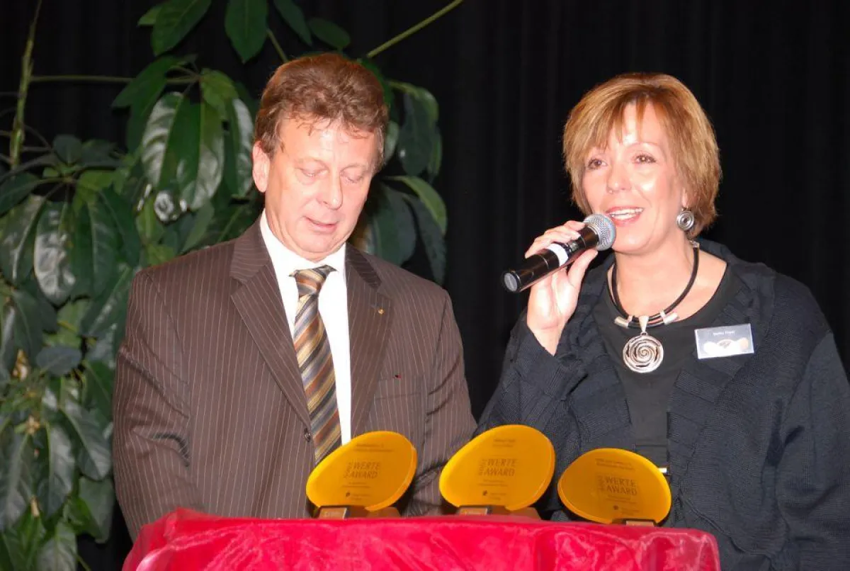 Bernd Merz (Medienpfarrer der EKD, ehem. Geschäftsführer Bibel TV) und Marita Hoyer (Vorstand Familienhafen)