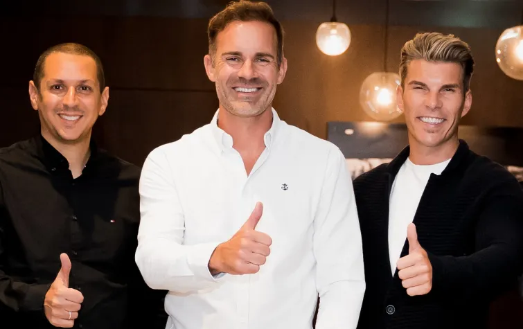 Der Markt stagniert, hello again expandiert Bild: Der Markt stagniert, hello again expandiert