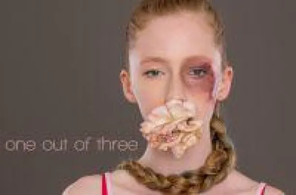 Bild: Gelungene Vernissage der Fotoausstellung "AD LUCEM" im Leeren Beutel Regensburg.