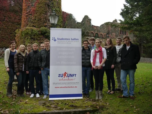 Bild: EBS Studenten hinterlassen Spuren im Rheingau