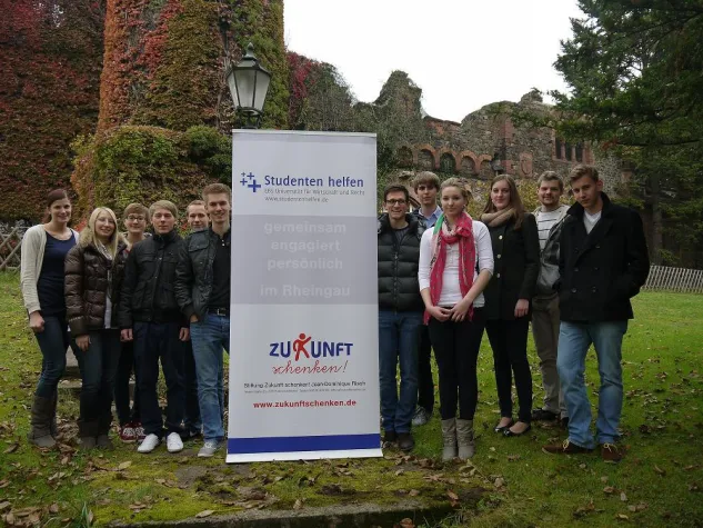 Bild: EBS Studenten hinterlassen Spuren im Rheingau