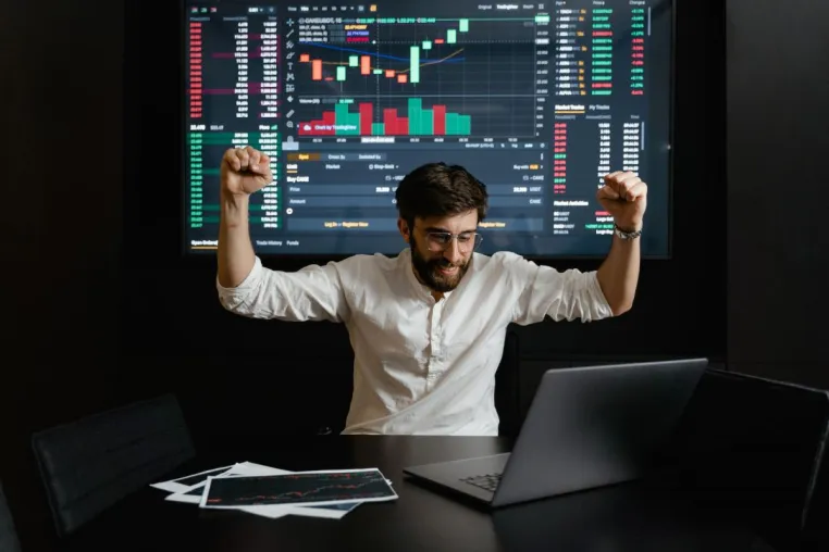 Bild: Geld sparen und anlegen: Die Grundregeln der Börse