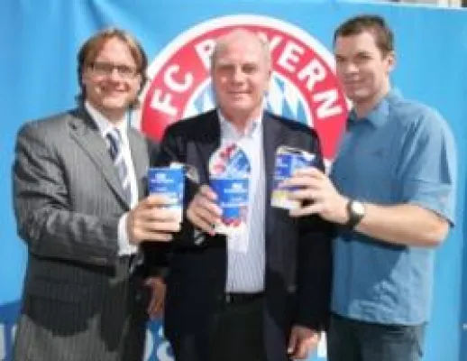 Bild: Molkerei Weihenstephan wird offizieller Ernährungspartner des FC Bayern München