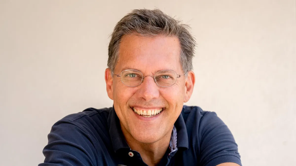 Gernot Brauchle gratuliert den beiden Europäischen Universitäten am Bodensee.