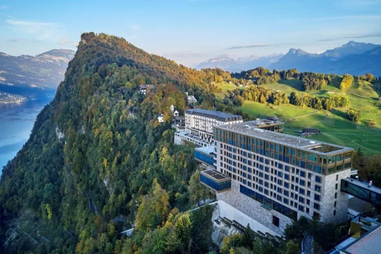 Bild: Digitale Systeme im Einklang: Bürgenstock Resort Lake Lucerne setzt auf modulare Vertriebsplattform