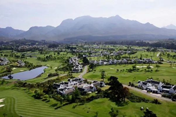 Bild: Fancourt Hotel South Africa erhält begehrten „Luxury Golf Resort Award“