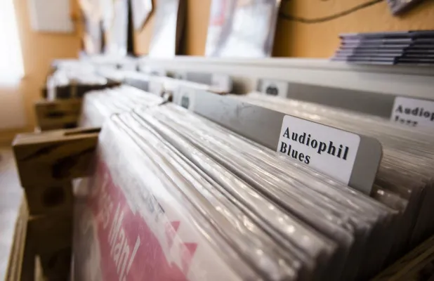Bild: Ein Nürnberger Schallplatten-Geschäft trotzt dem Ladensterben