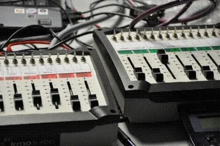 Bild: 100%-funktionsgetestet Mehrkanaliger Sollwertgeber für den Steuerungs- und Schaltschrankbau