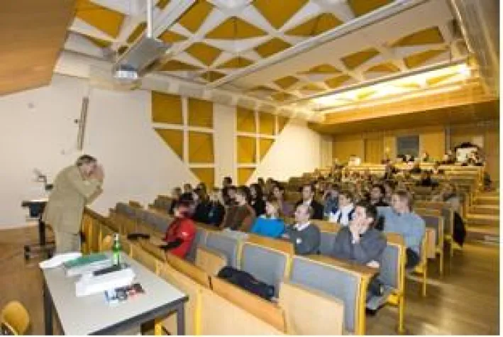 SWZ drückt noch einmal die „Hochschulbank“ Bild: SWZ drückt noch einmal die „Hochschulbank“