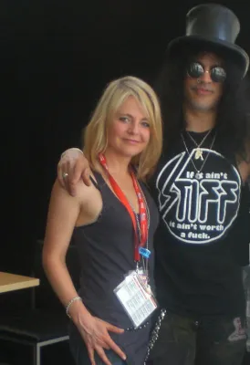 Bild: Moderatorin Sabine Altena rockt zum 5. Mal den Park