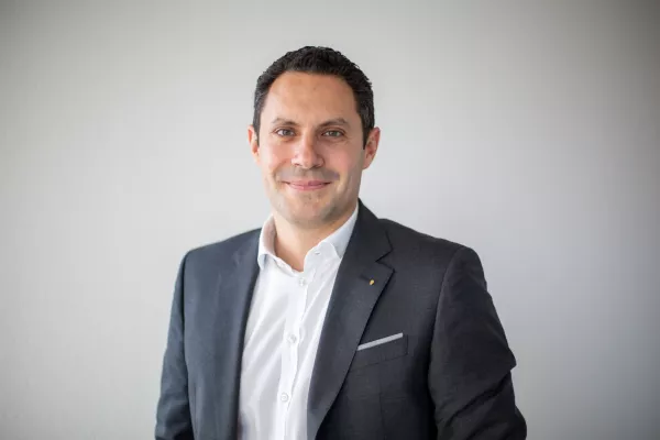 Bild: Spezialist für SAP-integrierte Rechnungsverarbeitung Data World Consulting wird xSuite-Partner