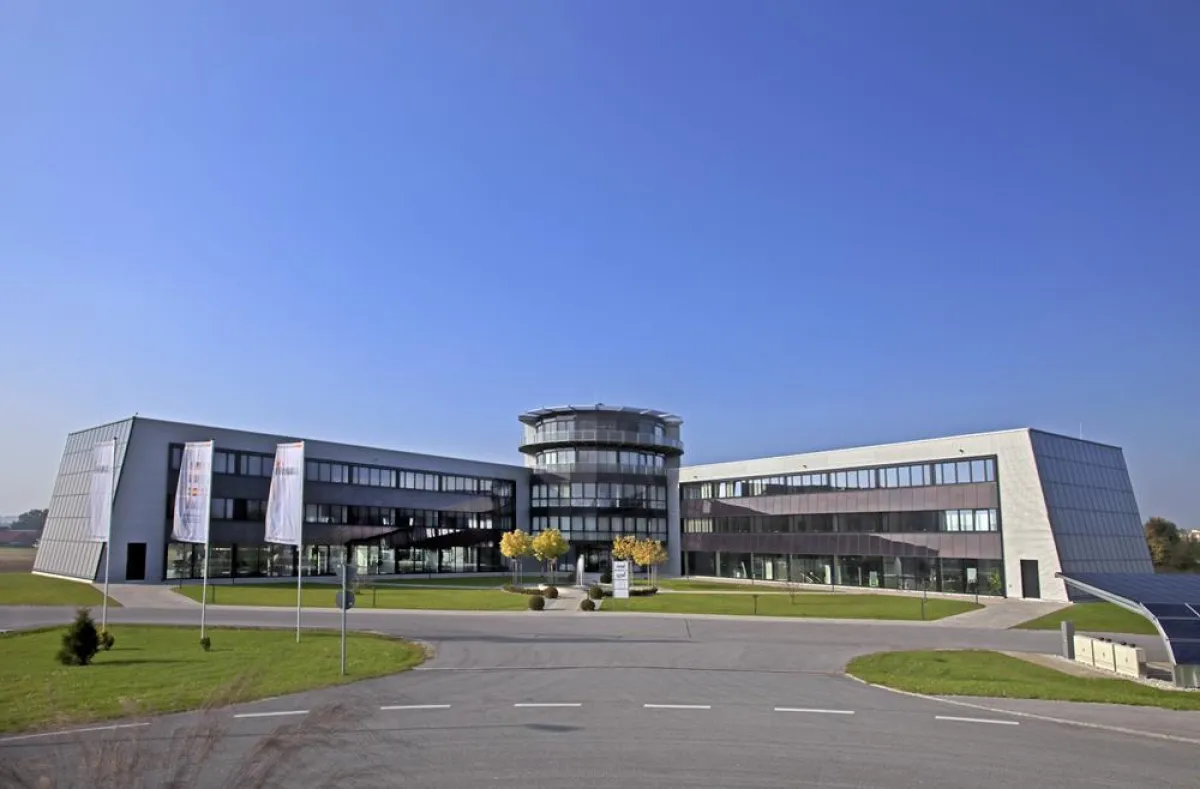 Das HaWi Technologie- und Logistikzentrum am Hauptsitz der Gruppe im niederbayerischen Eggenfelden