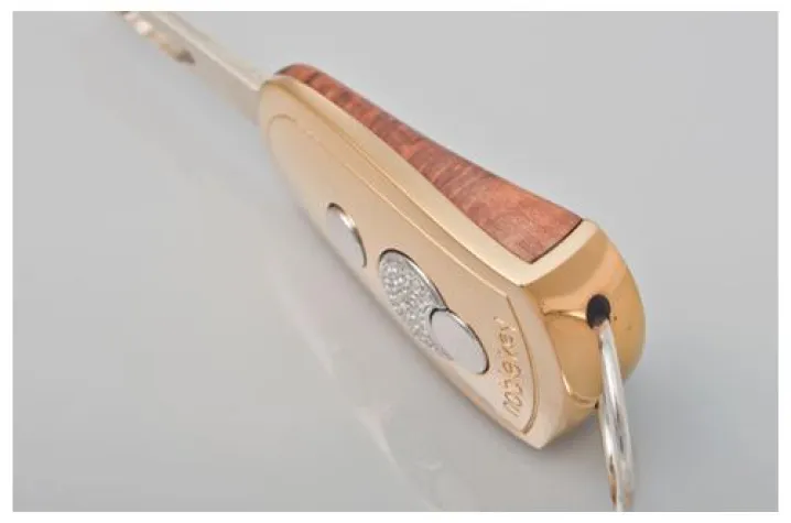 Endlich schöne Autoschlüssel: Das perfekte Geschenk Bild: Endlich schöne Autoschlüssel: Das perfekte Geschenk