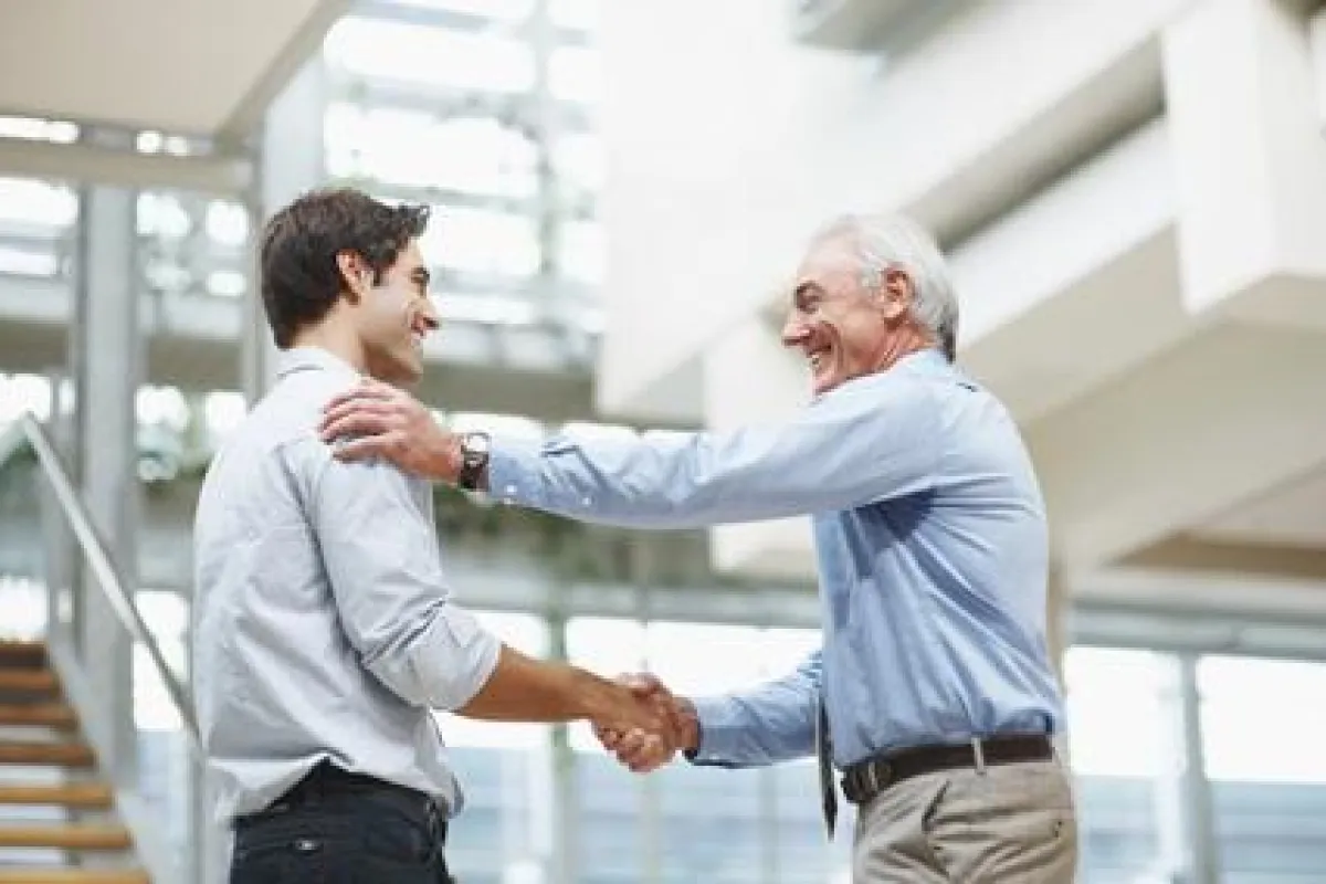 Wer für sein Unternehmen bereits einen Nachfolger gefunden hat, kann sich glücklich schätzen. Copyright: iStockphoto/DUB