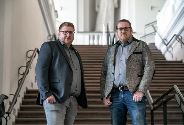 Bild: Mit Sicherheit erfolgreich: r2-Überwachungstechnik GmbH begeht 10-jähriges Firmenjubiläum