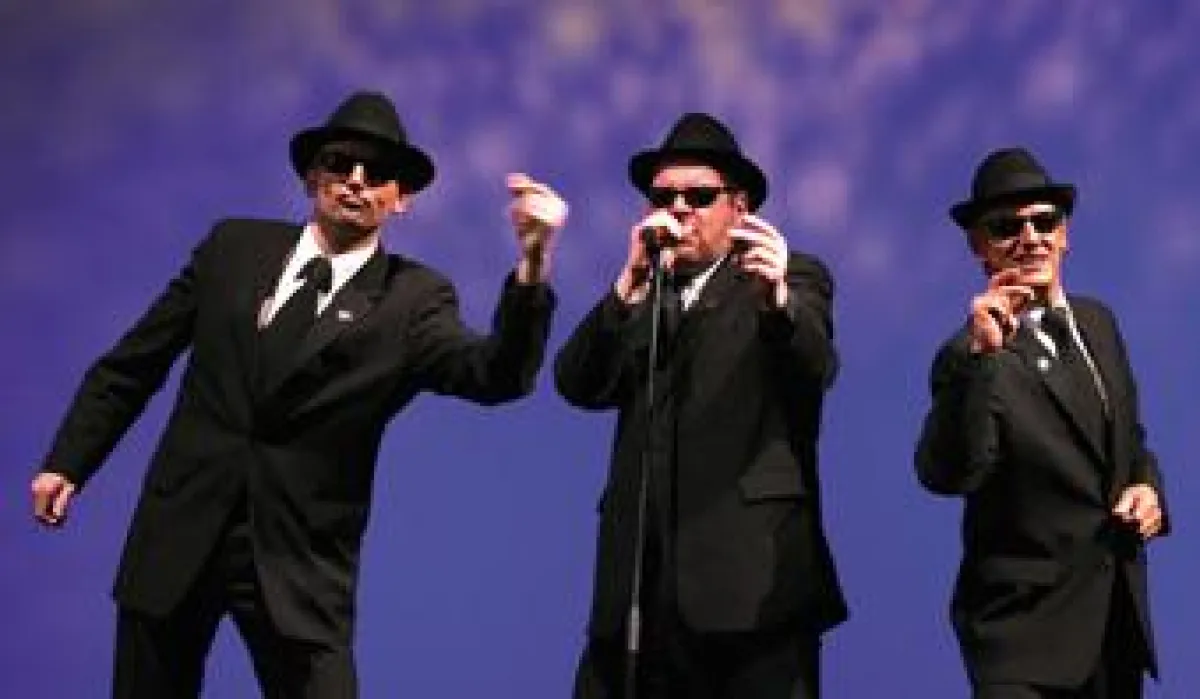 MEN IN BLACK als Zuschauermagnet bei den Clingenburg Festspielen