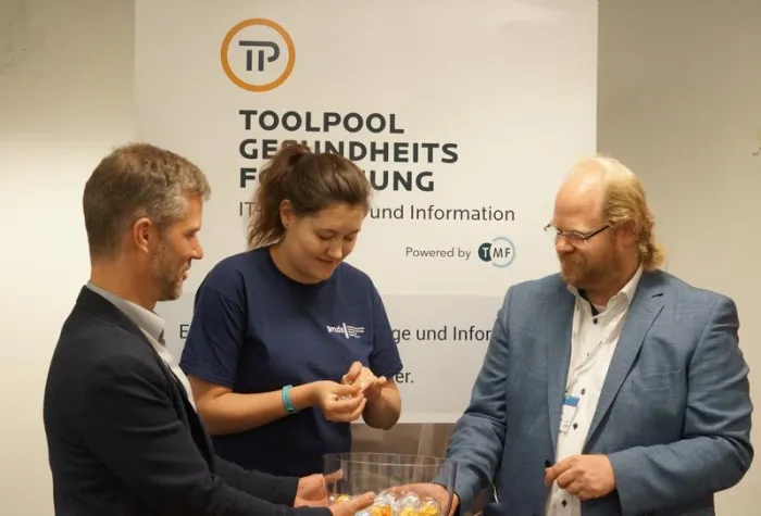 ToolPool Gesundheitsforschung: Dr. Esther Schmidt (DKFZ) gewinnt 1. Preis für Erfahrungsbericht Bild: ToolPool Gesundheitsforschung: Dr. Esther Schmidt (DKFZ) gewinnt 1. Preis für Erfahrungsbericht