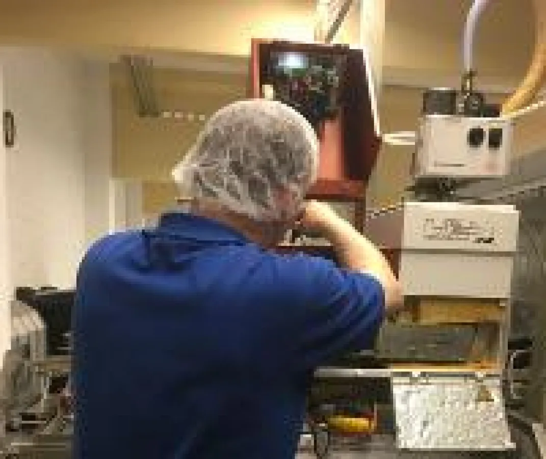 Leimauftragstechnik statt Klebeband