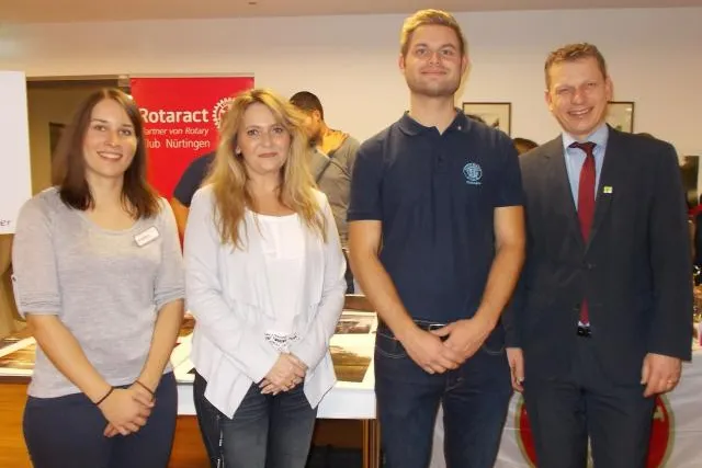 Adventszauber im Seniorenzentrum Wendlingen Bild: Adventszauber im Seniorenzentrum Wendlingen
